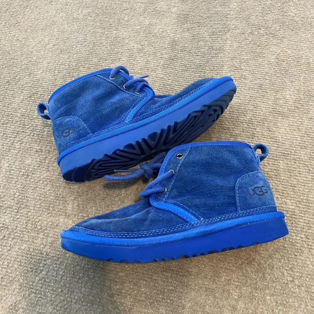 UGG‎ Chukka Boots Kids Size 1 Blue Suede Fleece Lined Winter Ankle Lace Up